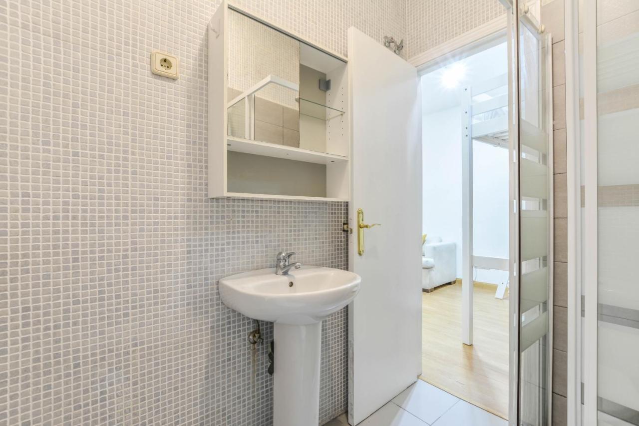 Apartamento En Cascorro Appartement Madrid Buitenkant foto